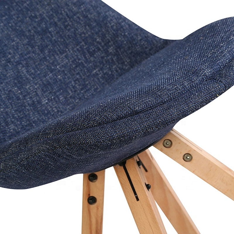 4.5kg Comfortable Dining Wooden Leg Modern Plastic Chair
