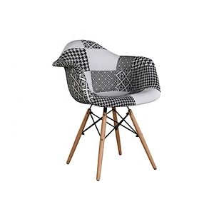 Hot sale wooden leg modern italian style plastic chair