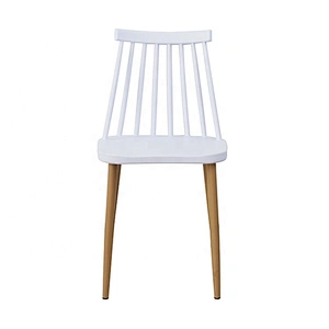 Popular leisure design color plastic dining chiavari chair pp