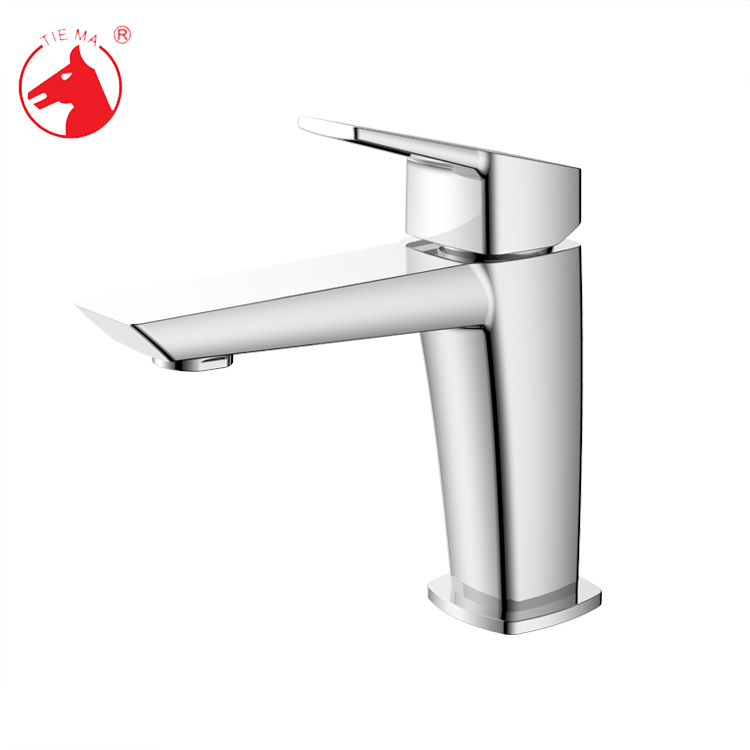 brass sink faucet