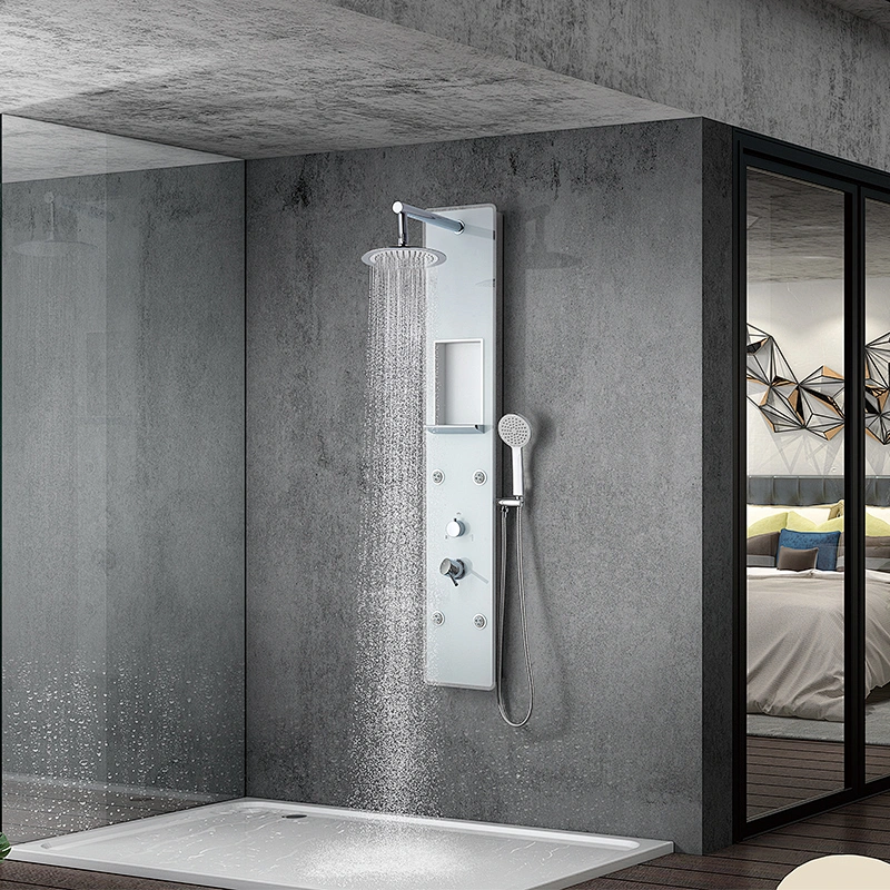 Colonne de douche à effet de pluie murale en laiton TIEMA avec fixation à main