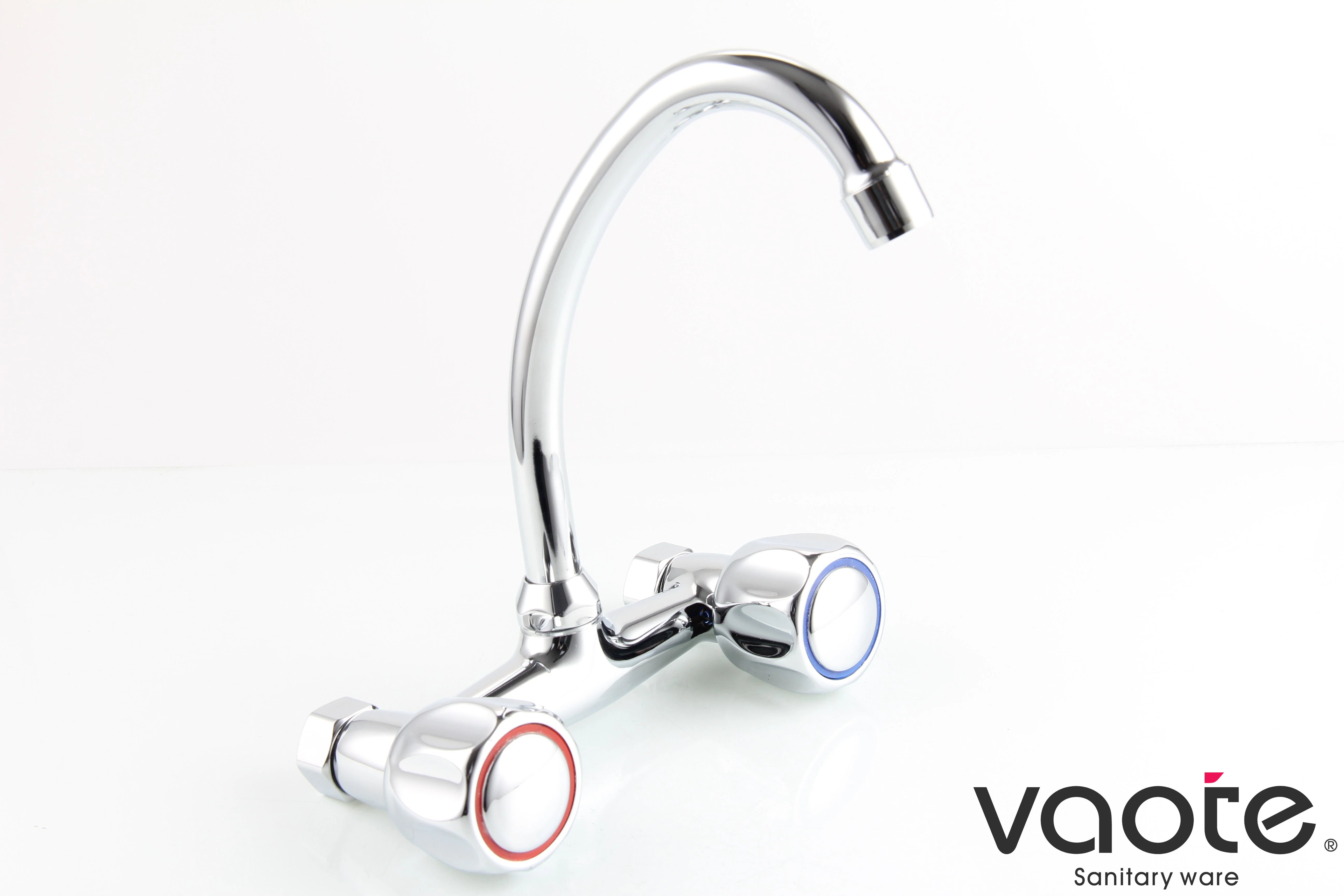 brass material double handle faucet
