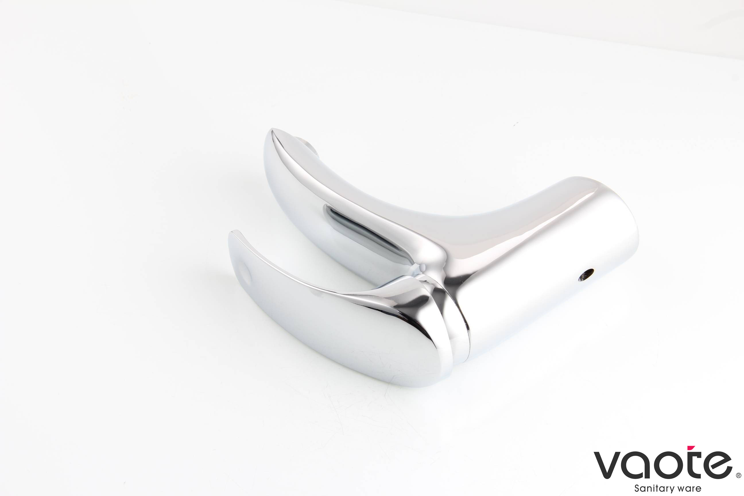 Vaote single lever brass material deck mounted basin mixer high quality faucet wash basin tap picture