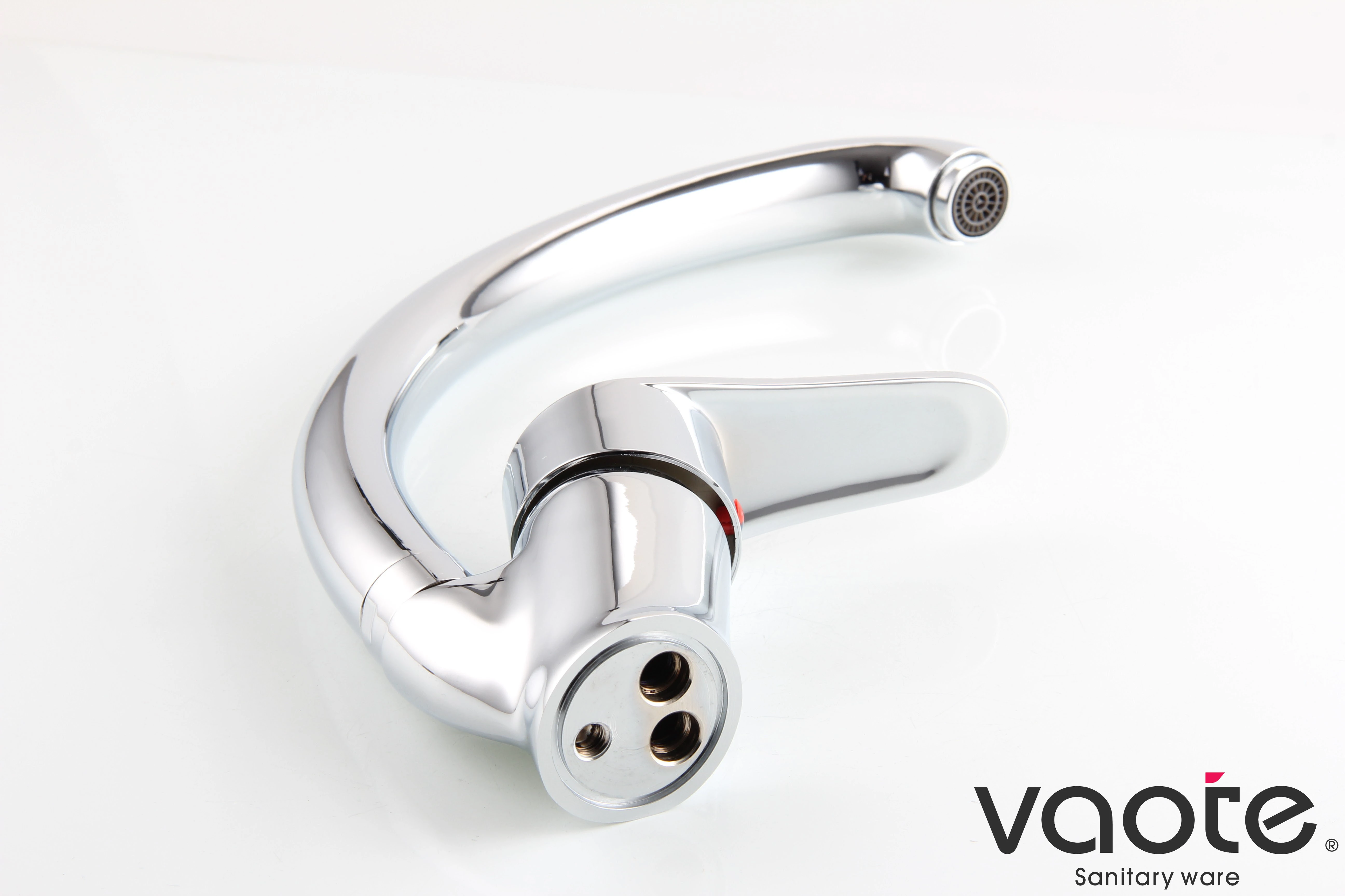sanitary ware high quality sink mixer faucet single lever deck mounted brass material Vaote VT15106 description