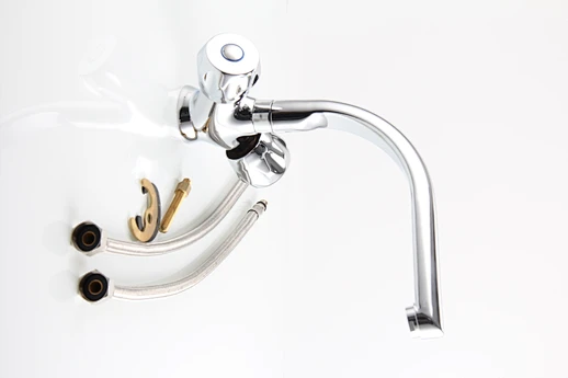 flexible kitchen faucet