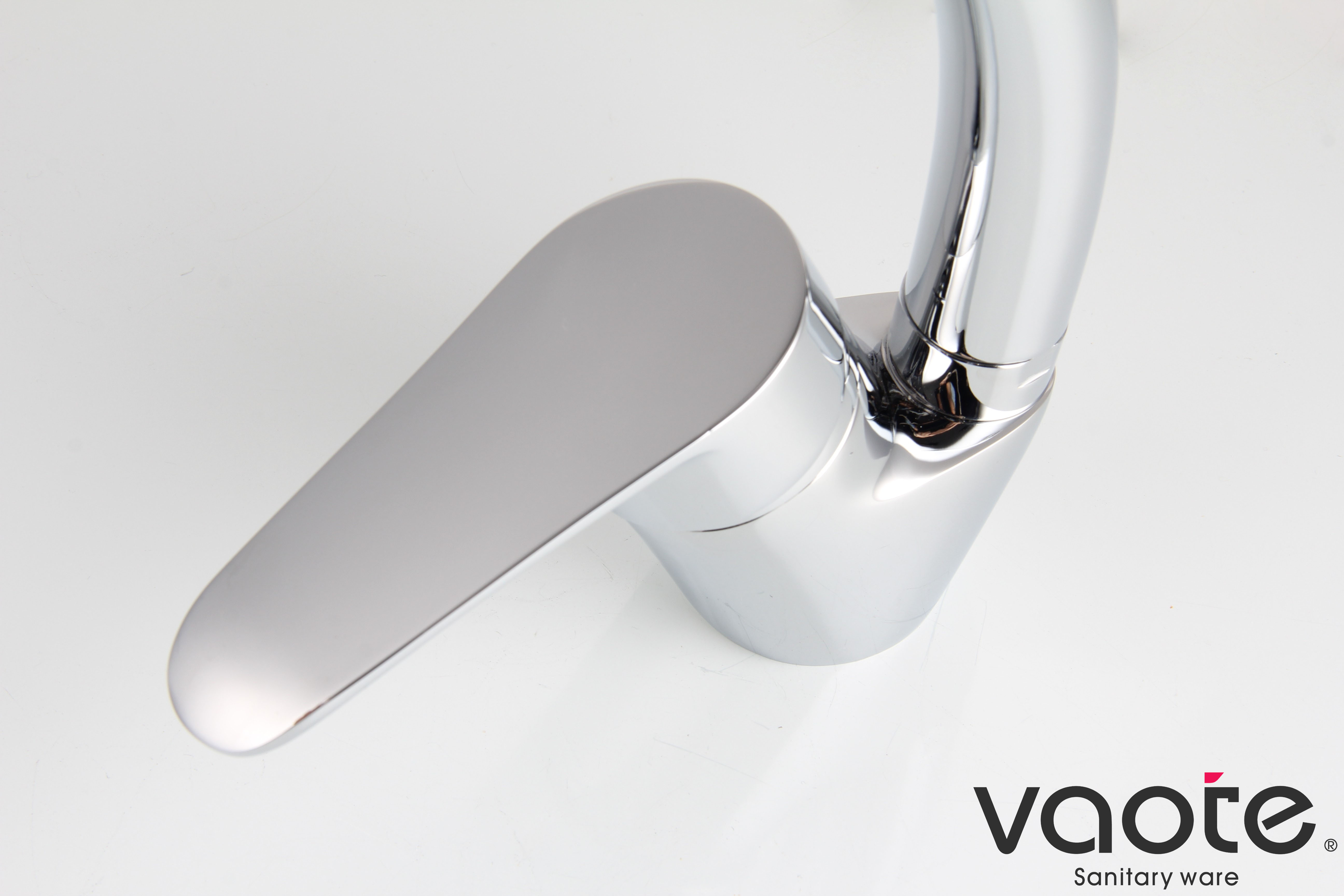 VT11706 single lever deck mounted brass material high quality sink mixer faucet sanitary ware picture