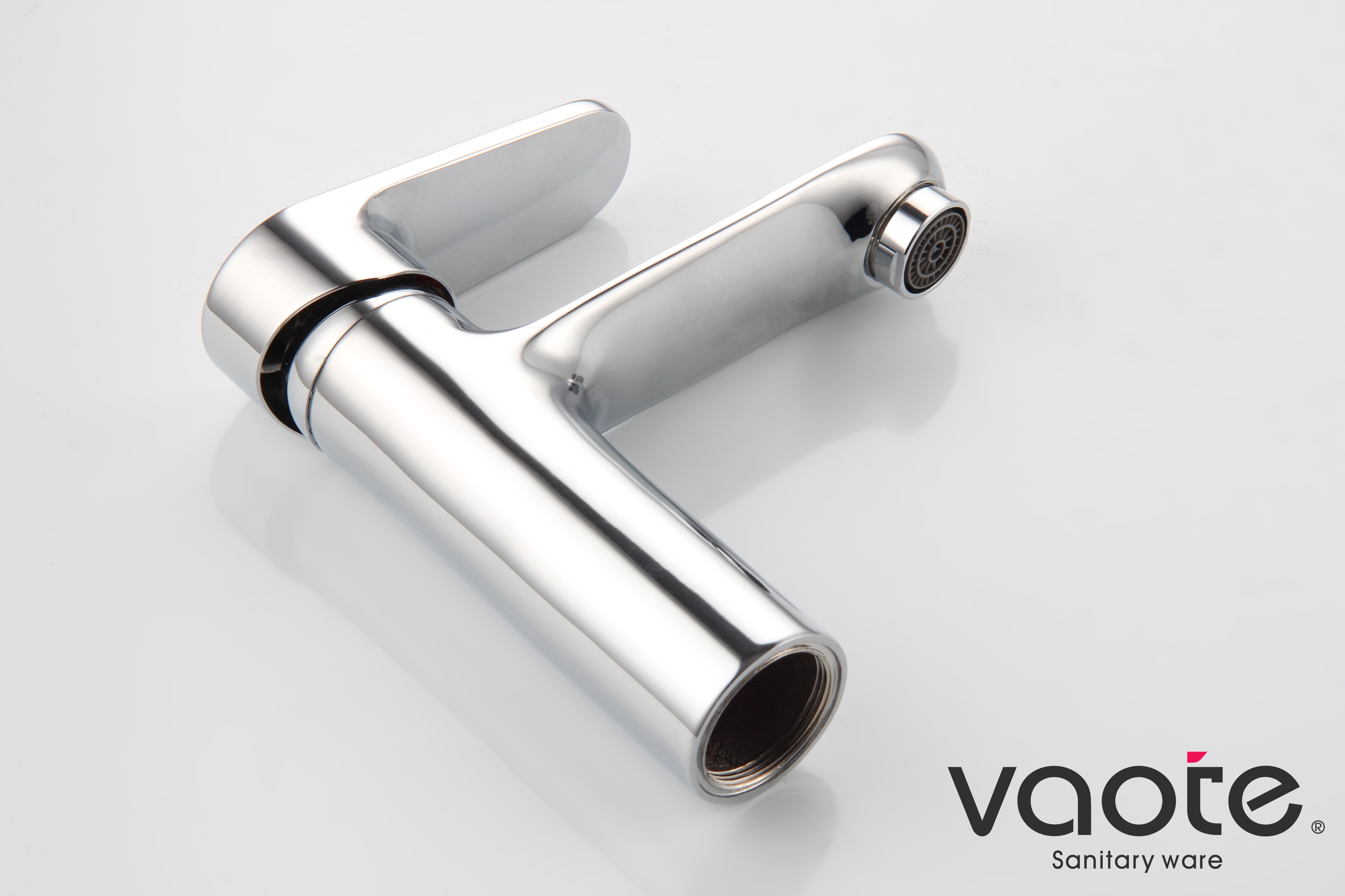 single lever deck mounted basin mixer descrition