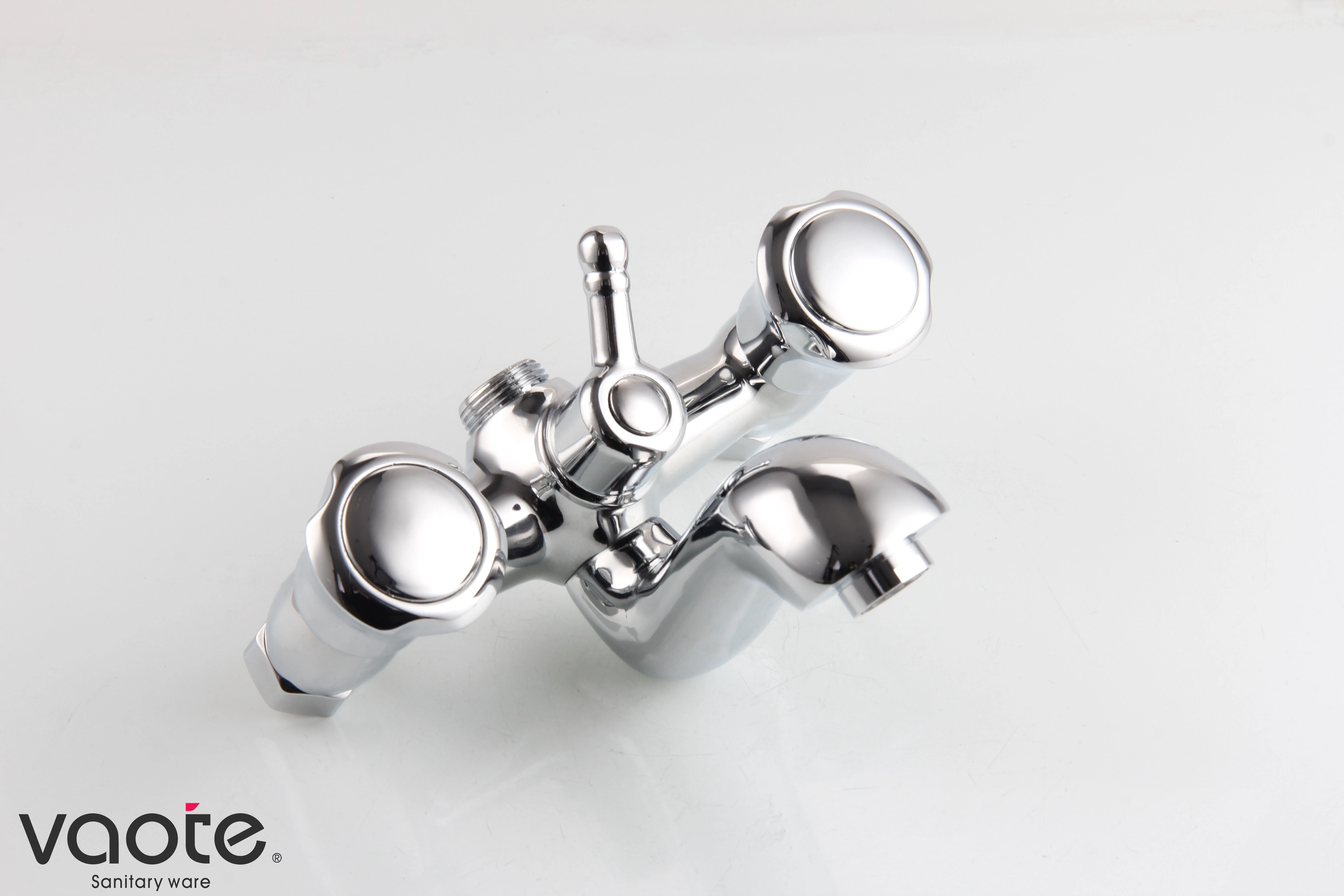 zinc body double handle bath mixer