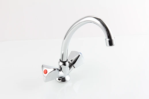 flexible kitchen faucet