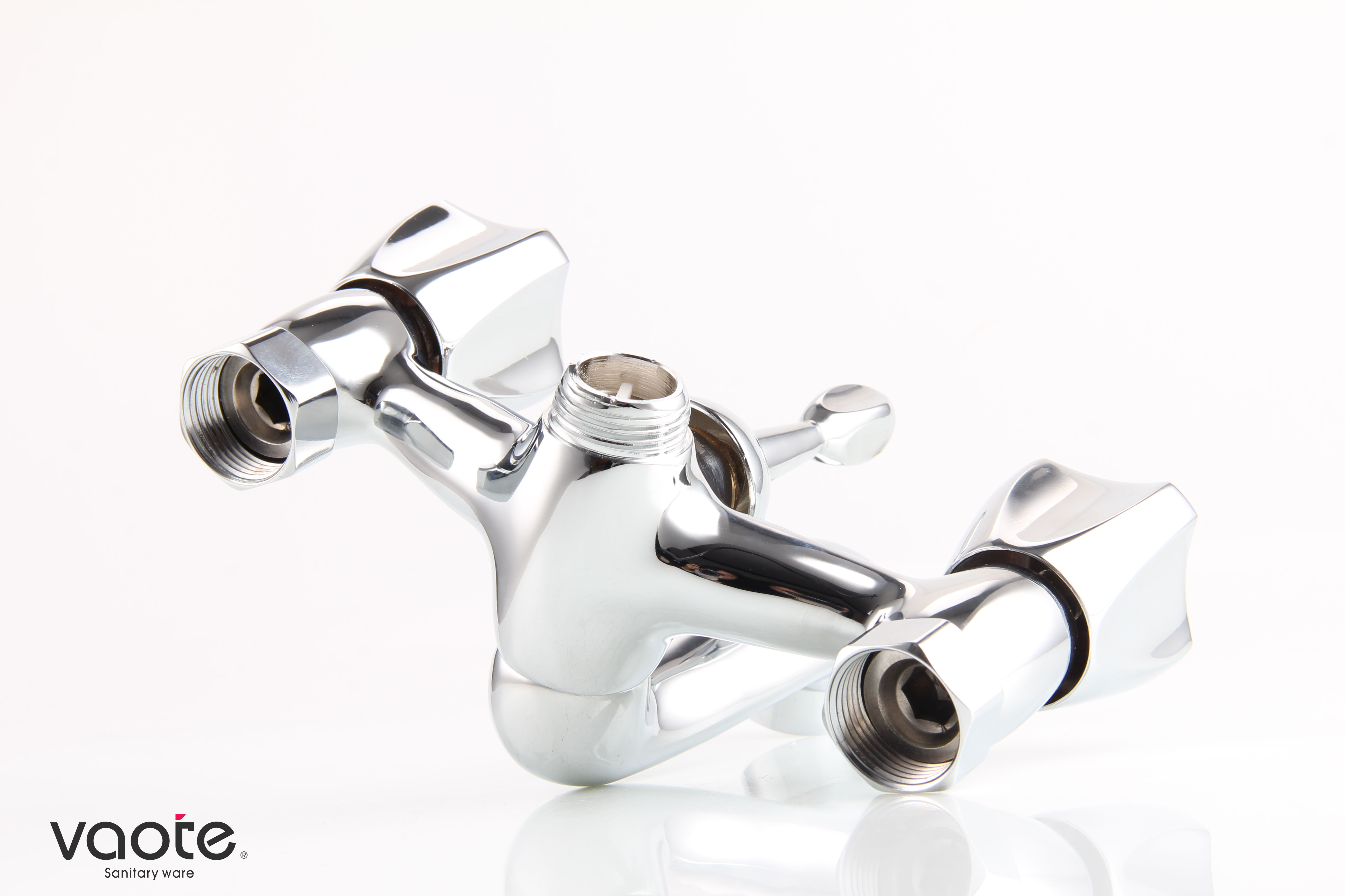 bathroom brass body faucet