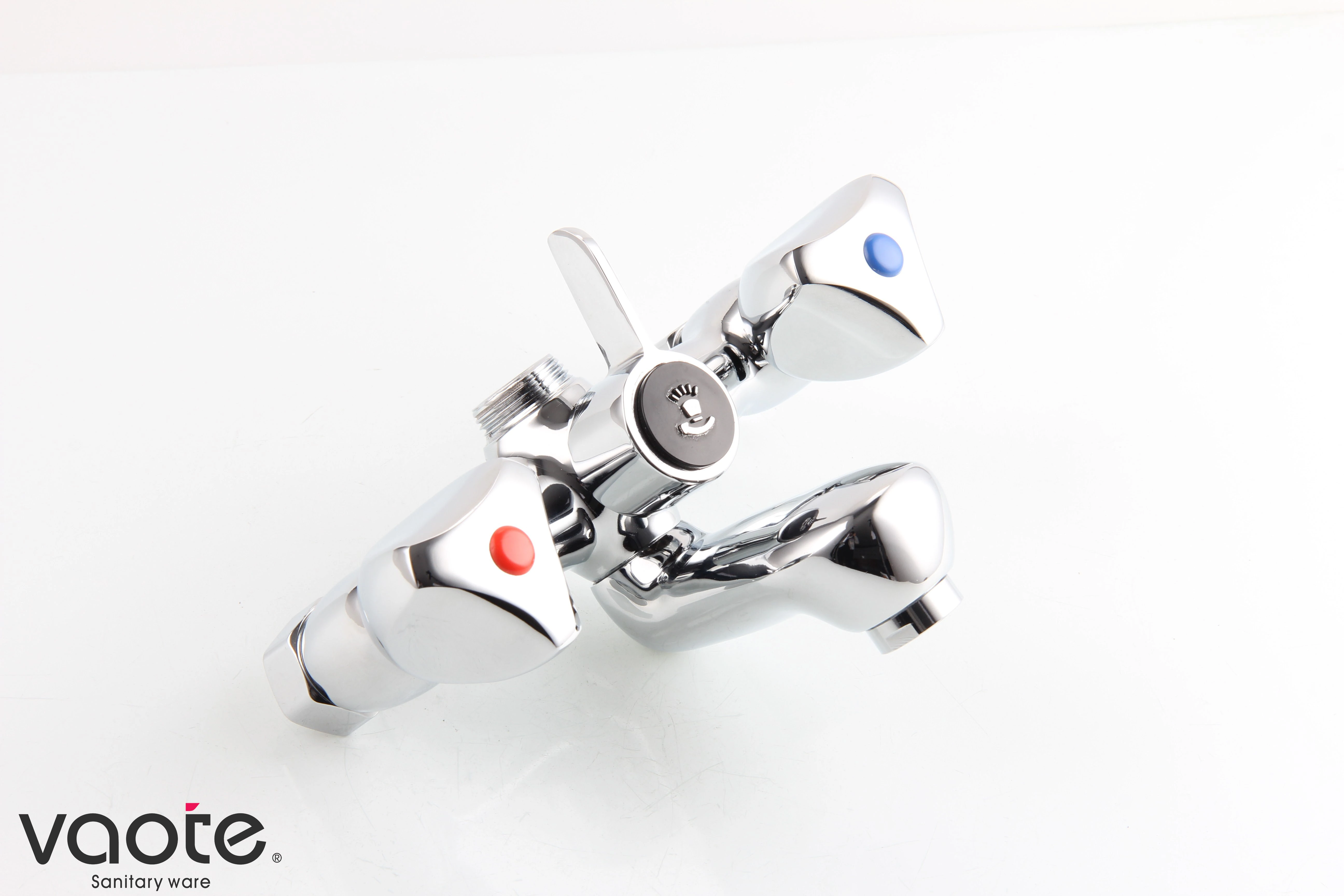 zinc body bath mixer