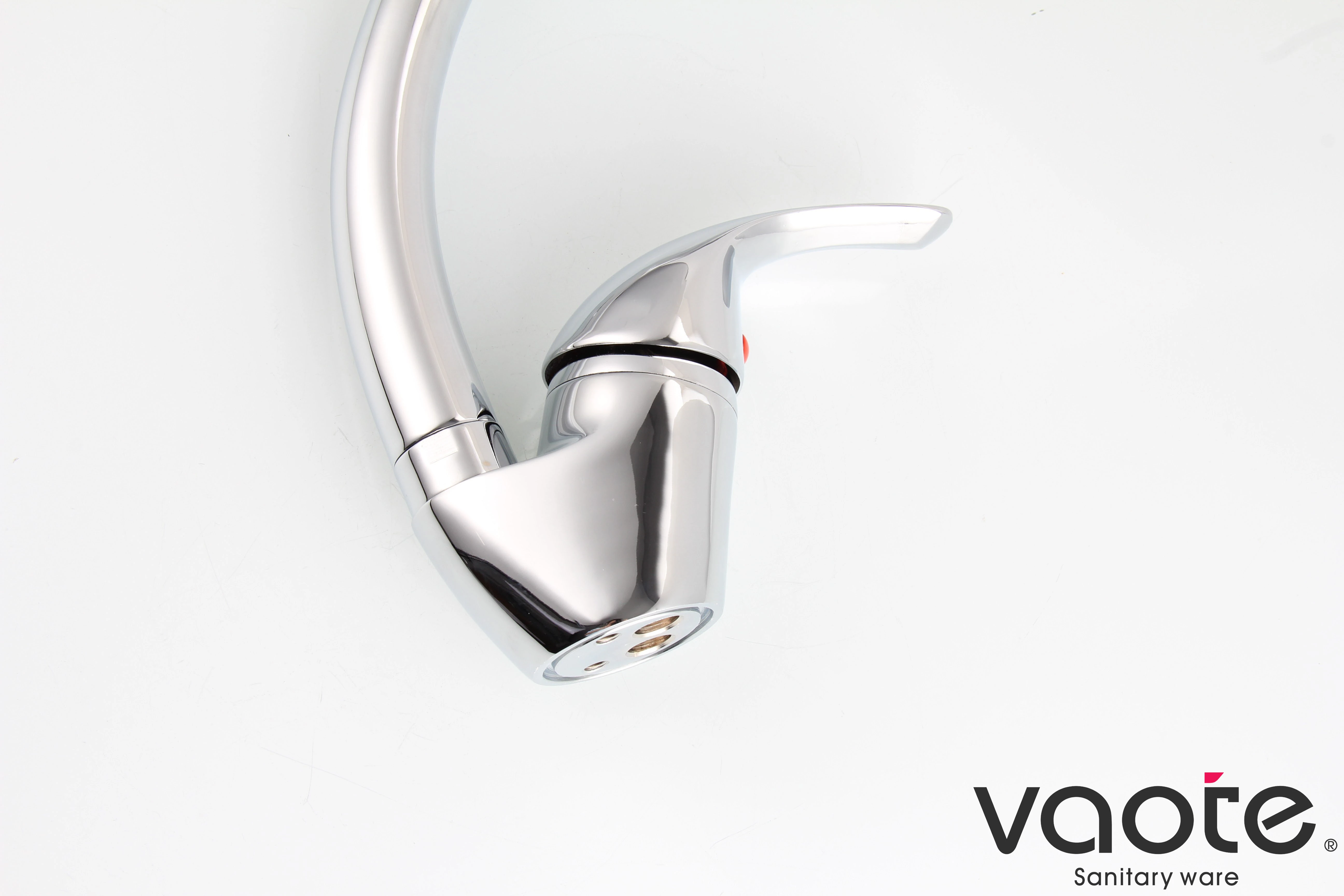 Vaote VT11506 single lever deck mounted brass material high quality sink mixer sanitary ware faucet picture