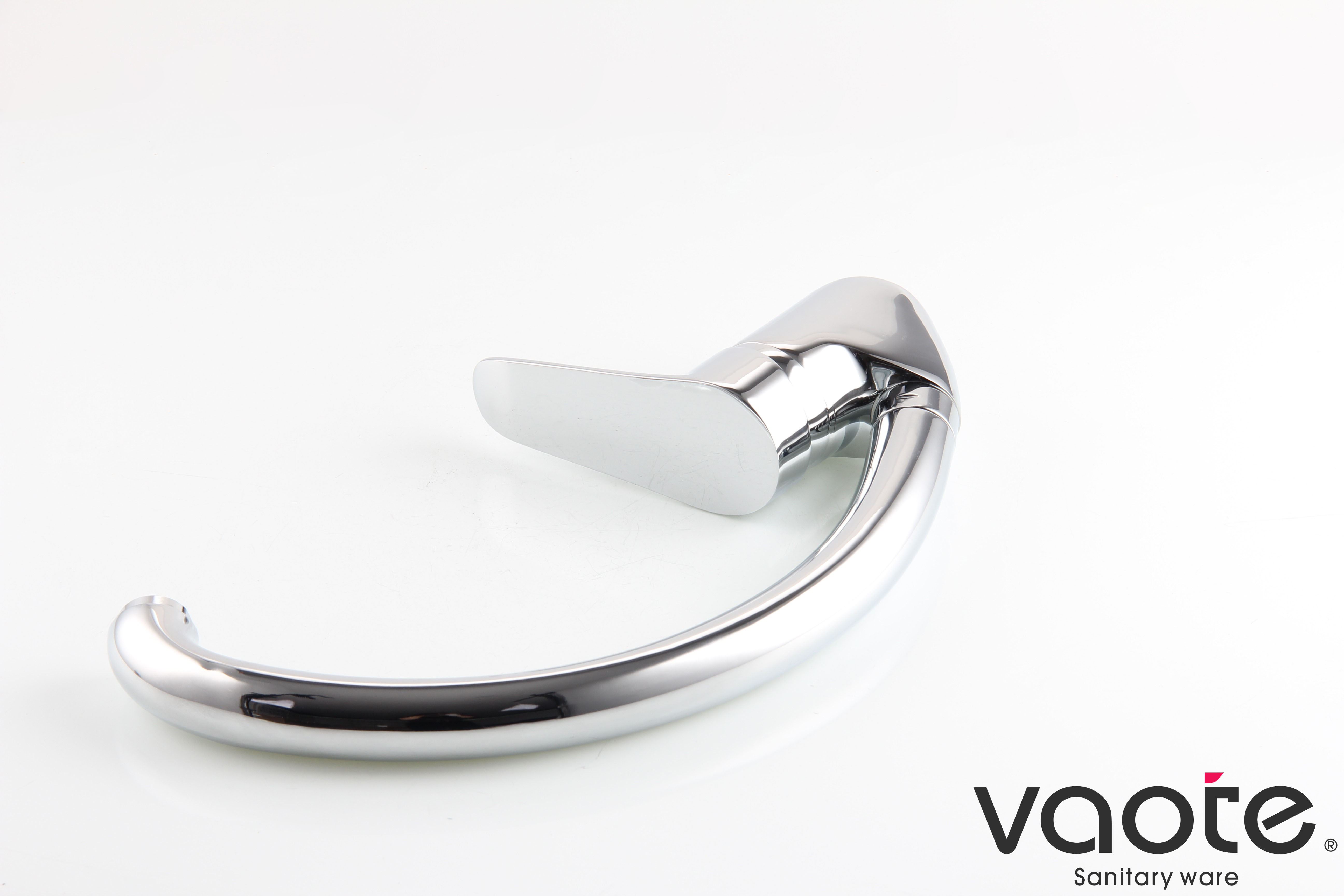 VT17306 Vaote sanitary ware single lever deck mounted brass material high quality sink mixer faucet picture