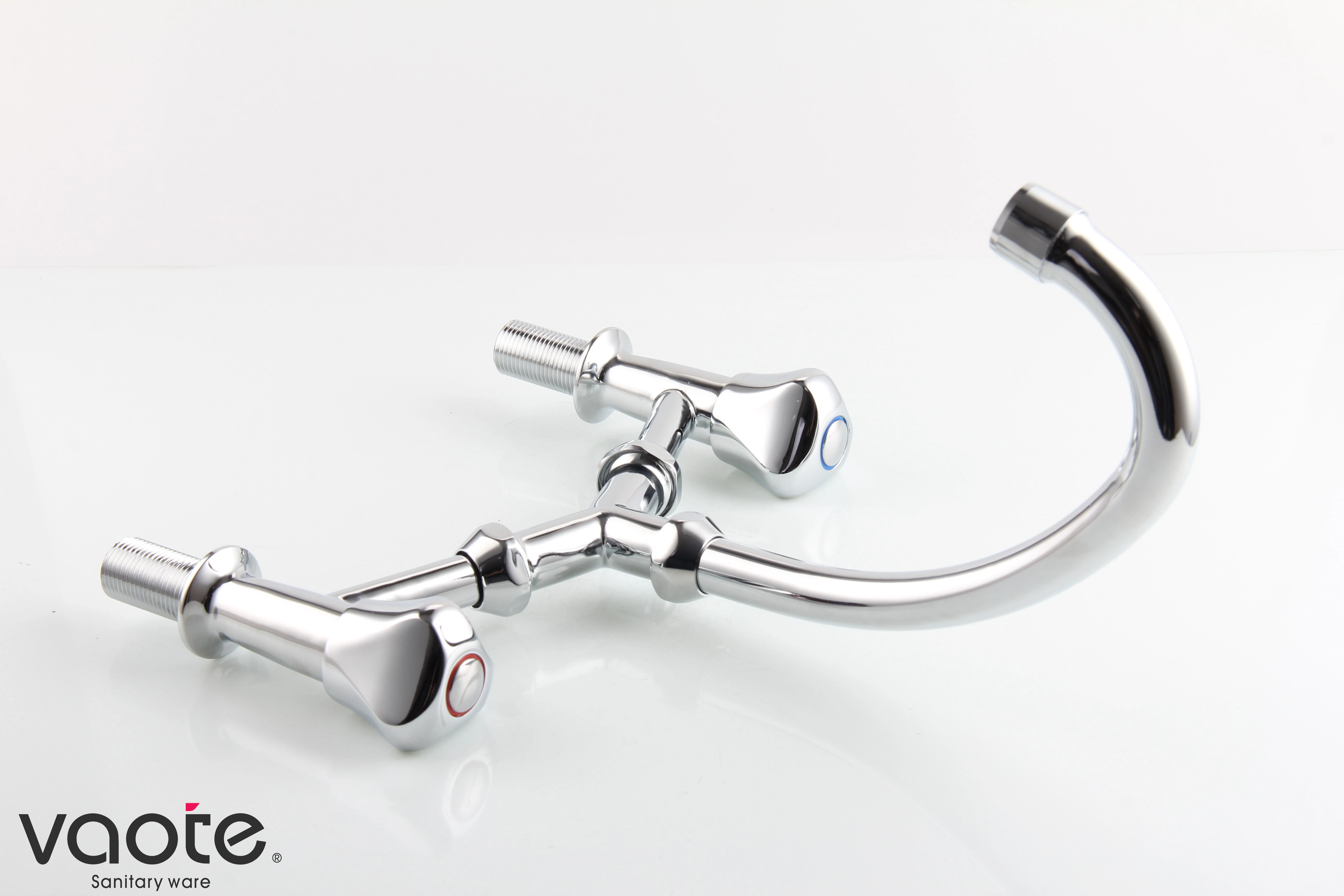 high quality double handle deck mounted faucet