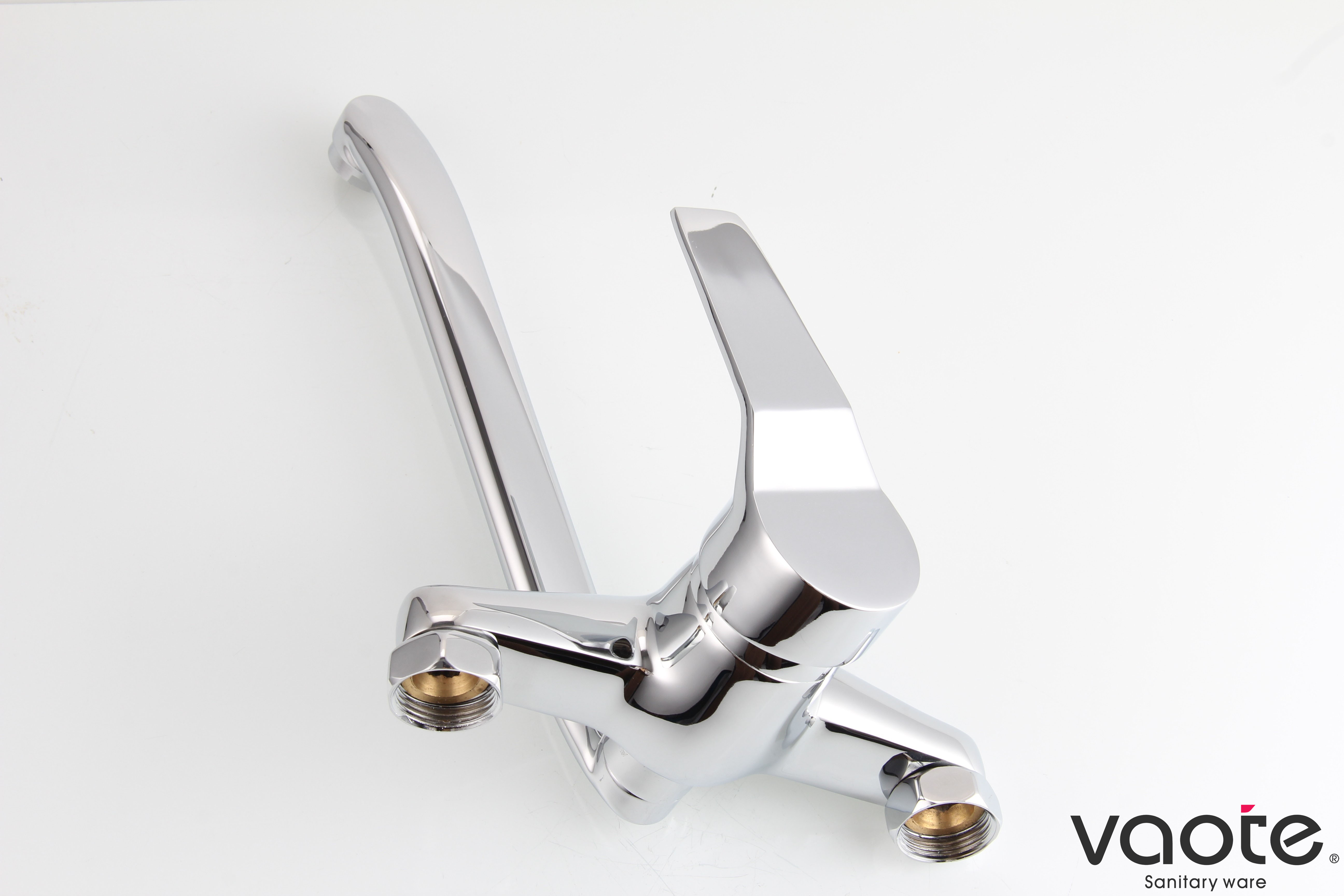 single lever brass body ceramic cartridge kitchen faucet