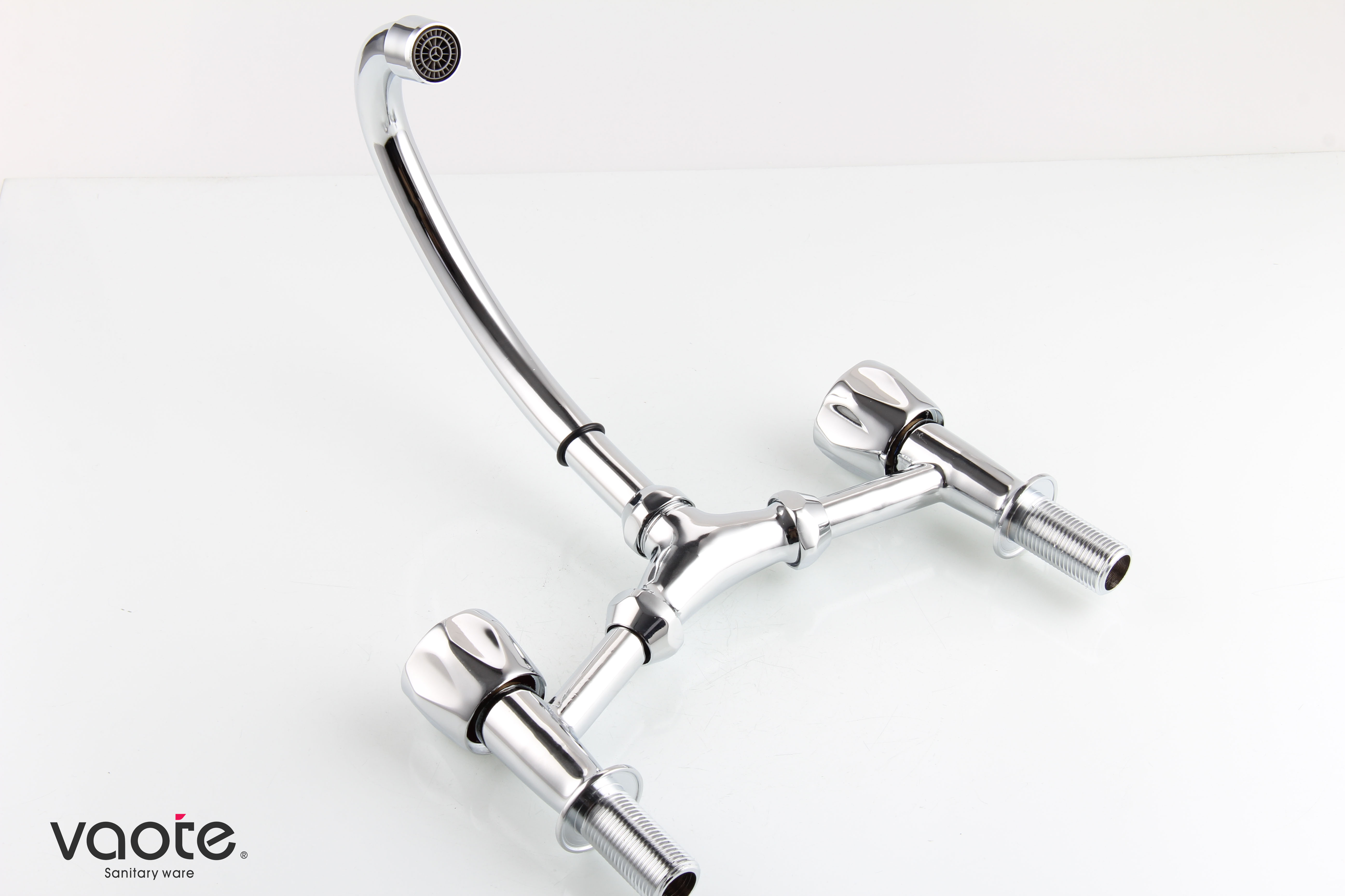 high quality deck mounted faucet
