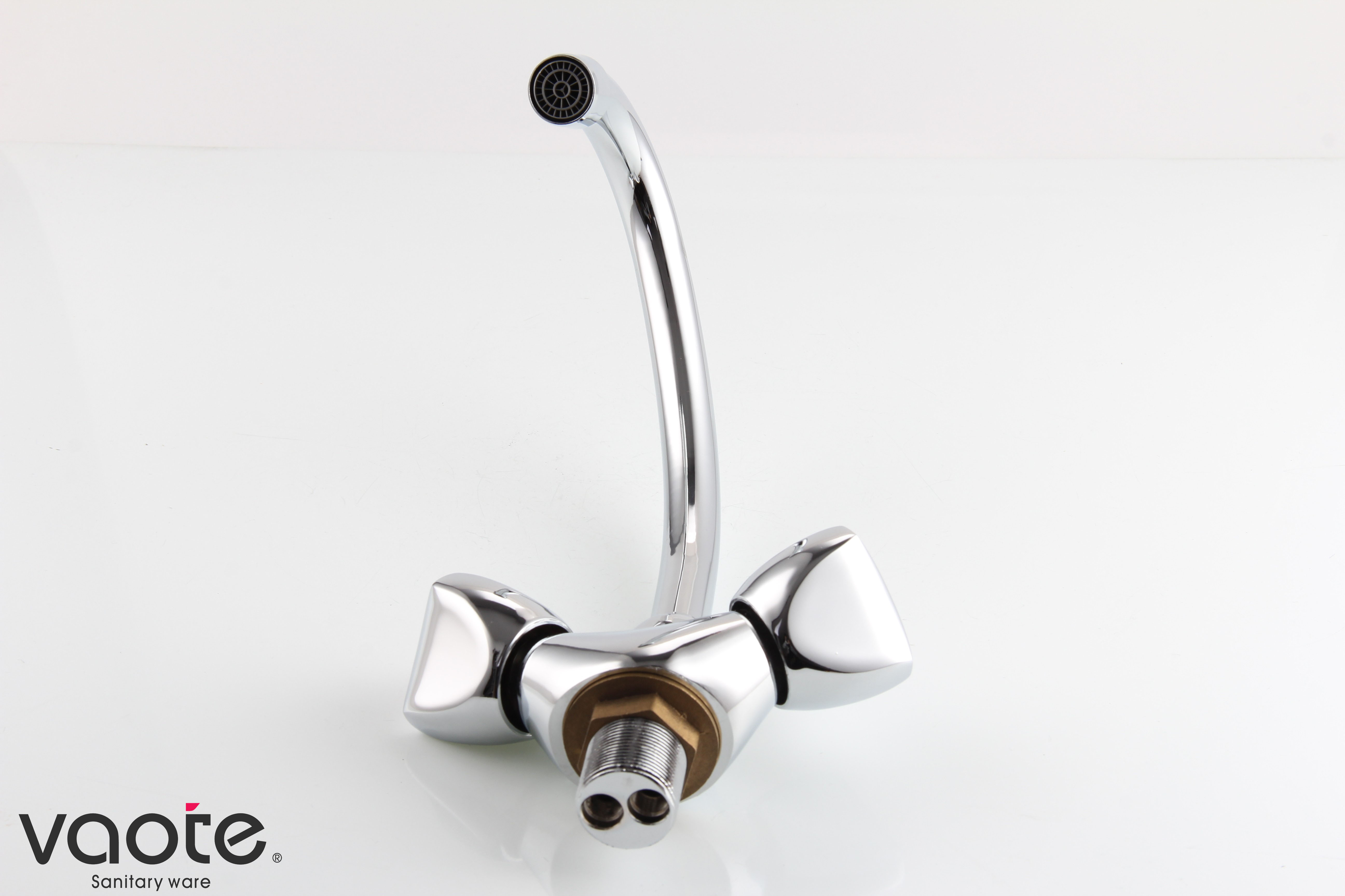 deck mounted kitchen mixer
