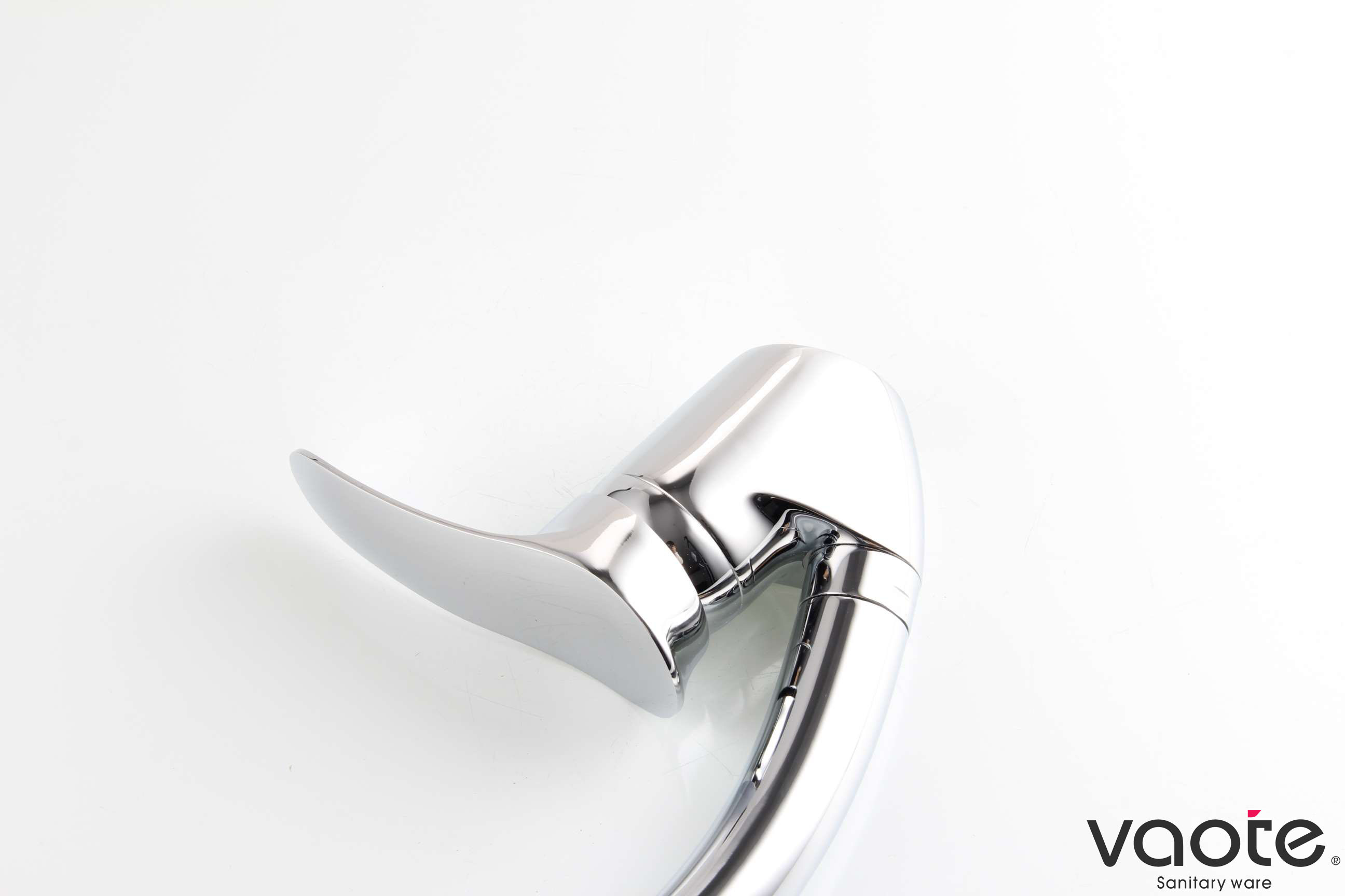 Vaote VT11406 sanitary ware single lever deck mounted brass material high quality sink mixer faucet picture