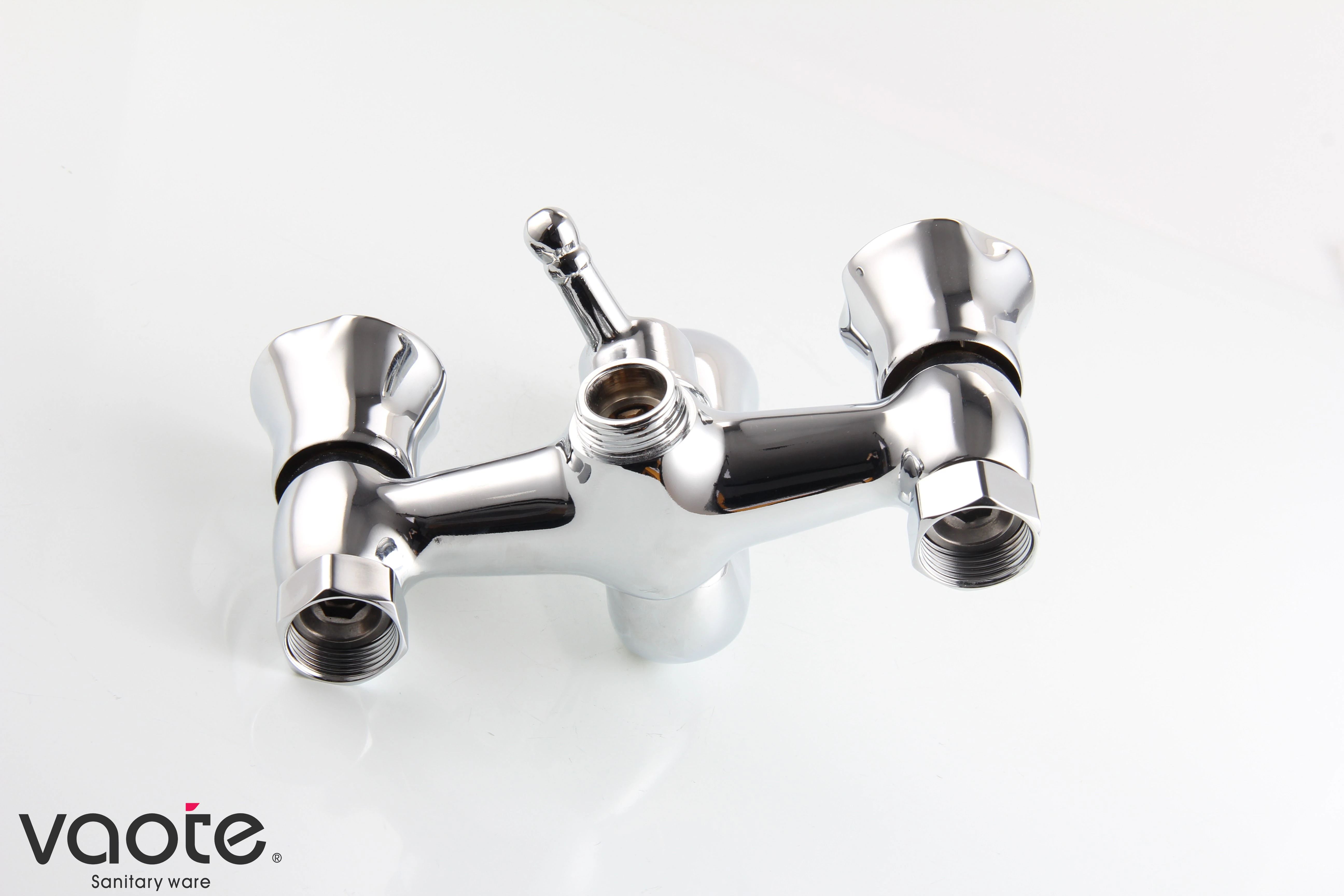 zinc body double handle bath mixer