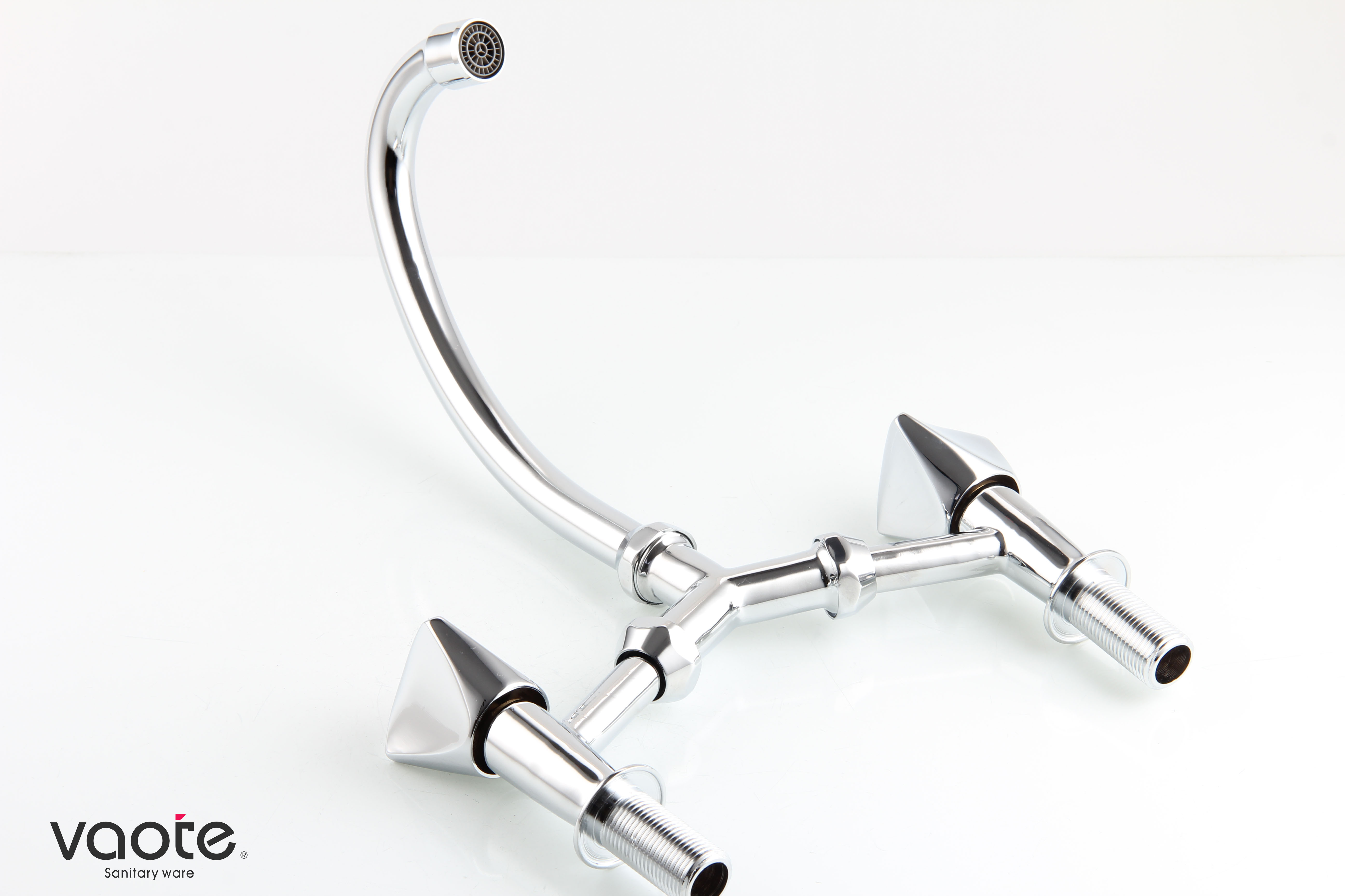 Vaote deck mounted sink mixer