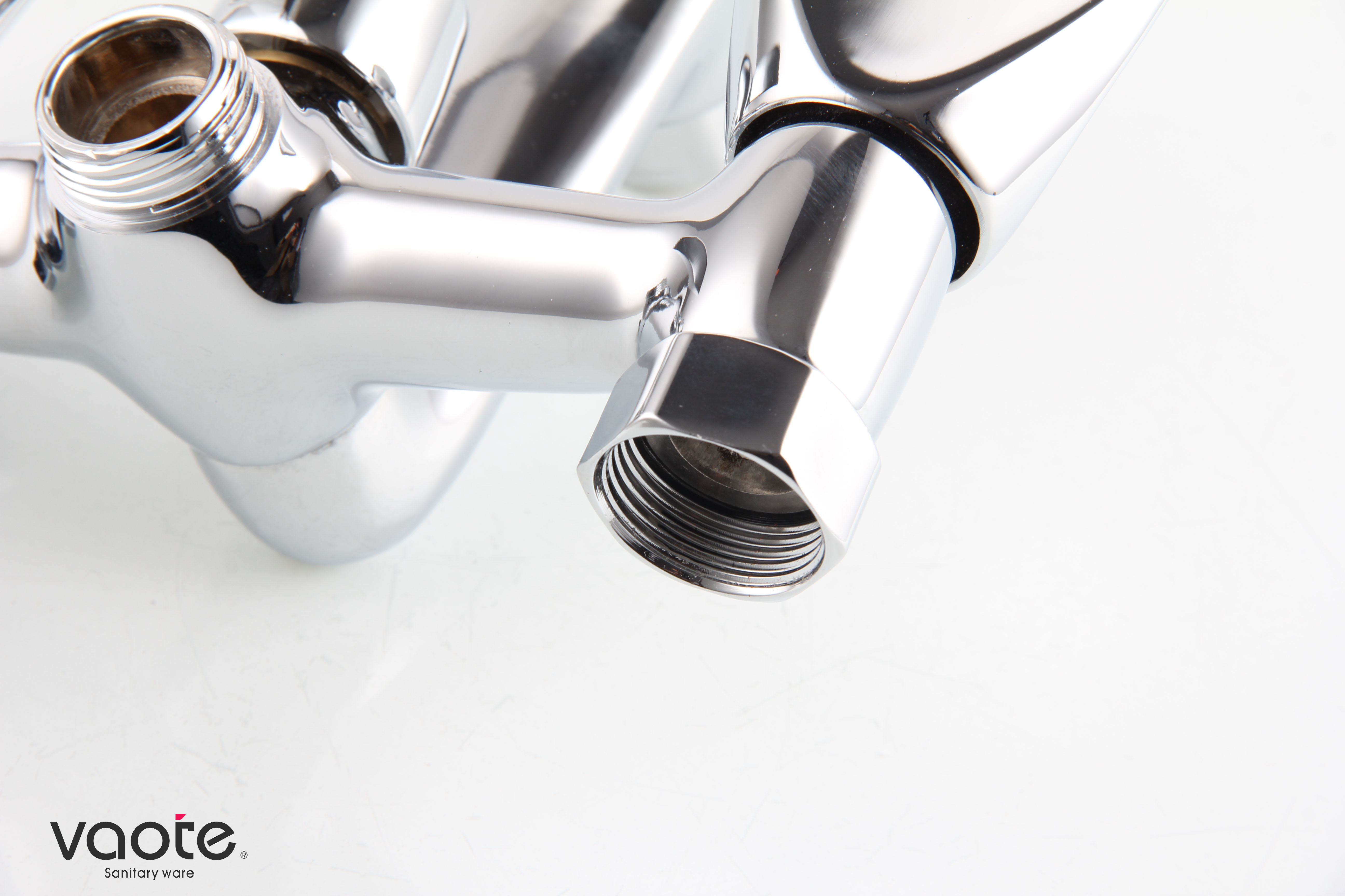bathroom double handle bath mixer