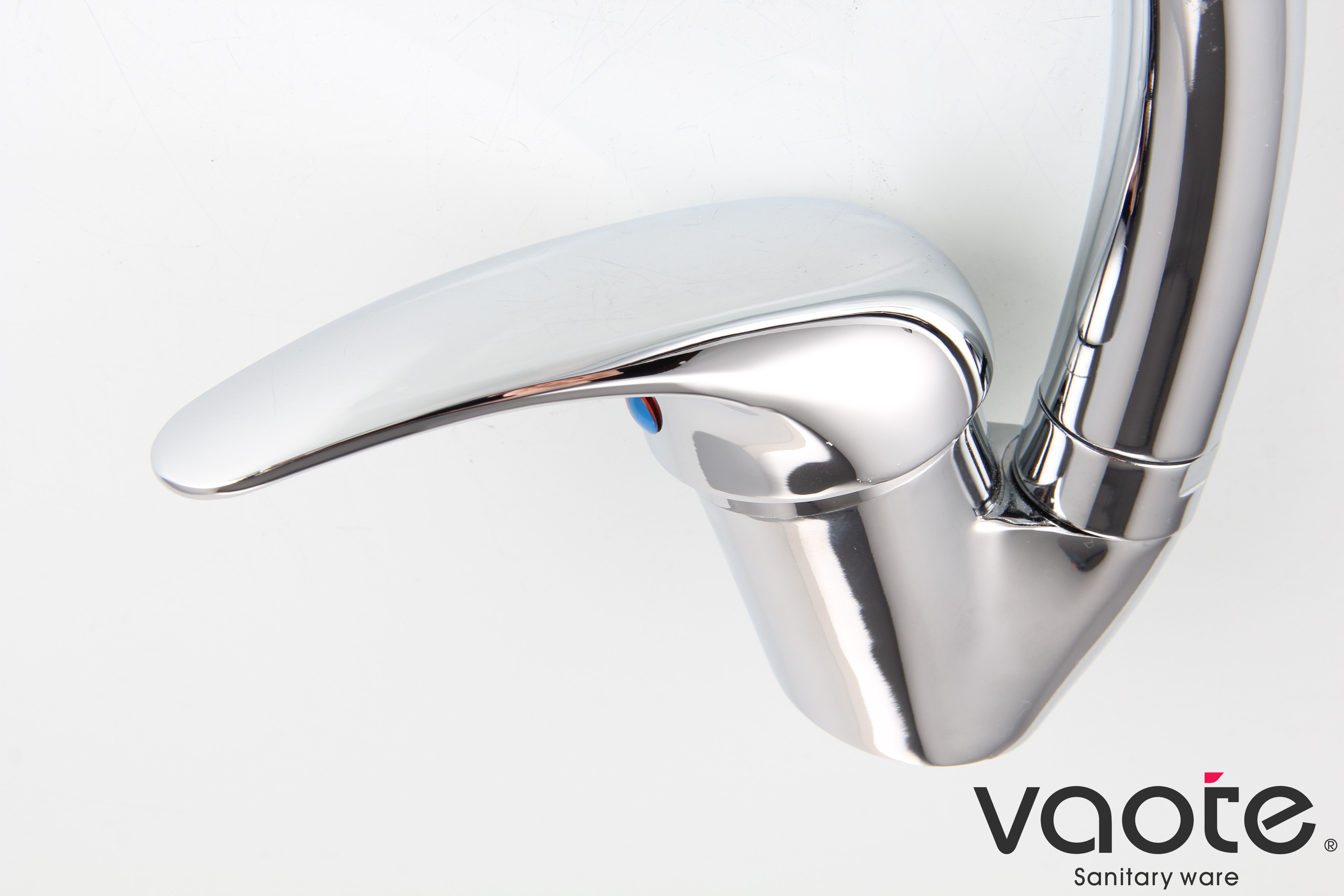 Vaote VT12306 deck mounted sanitary ware single lever brass material high quality sink mixer faucet picture