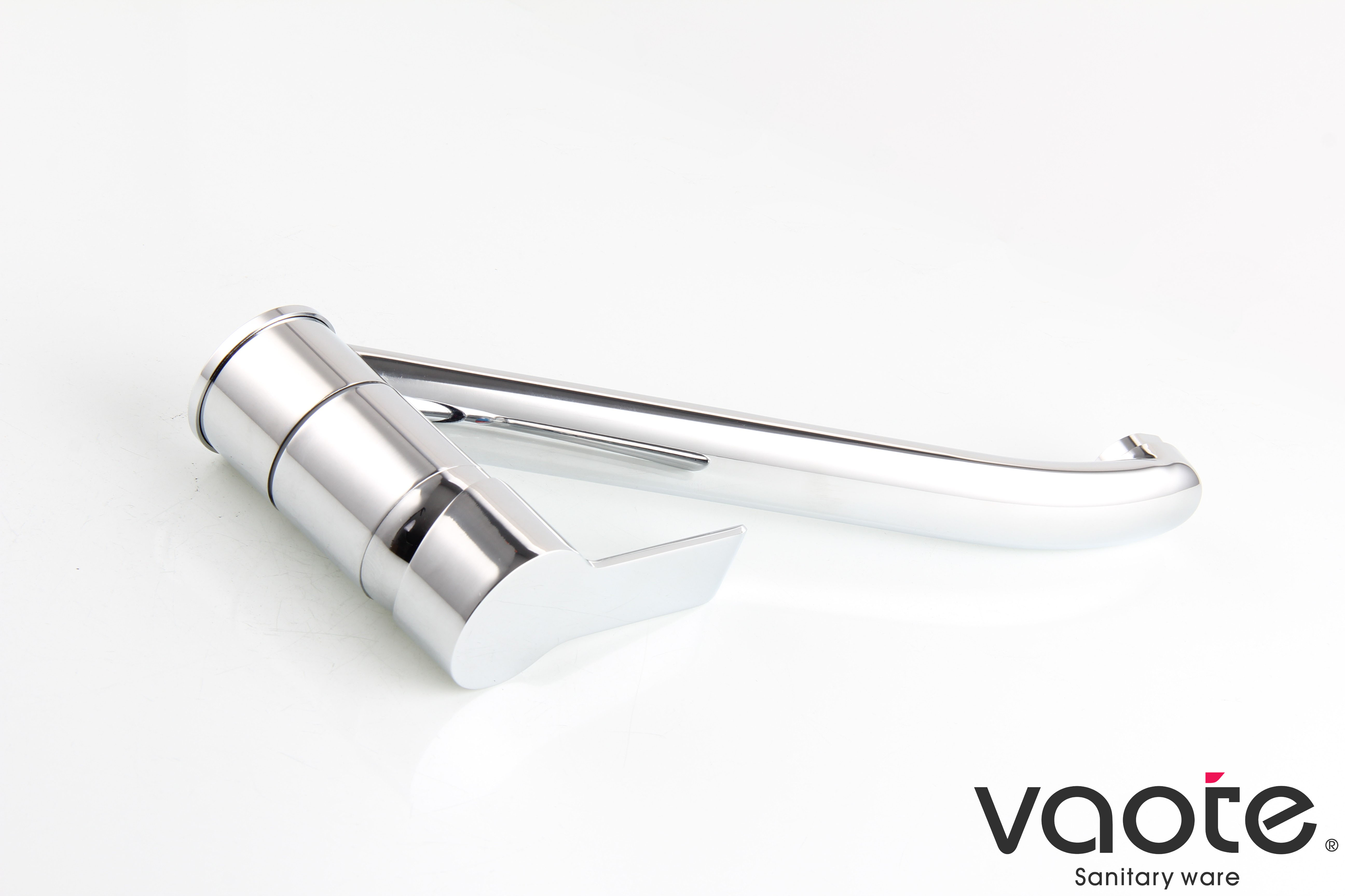 VT14205 single lever brass material sanitary ware sink faucet kitchen mixer description