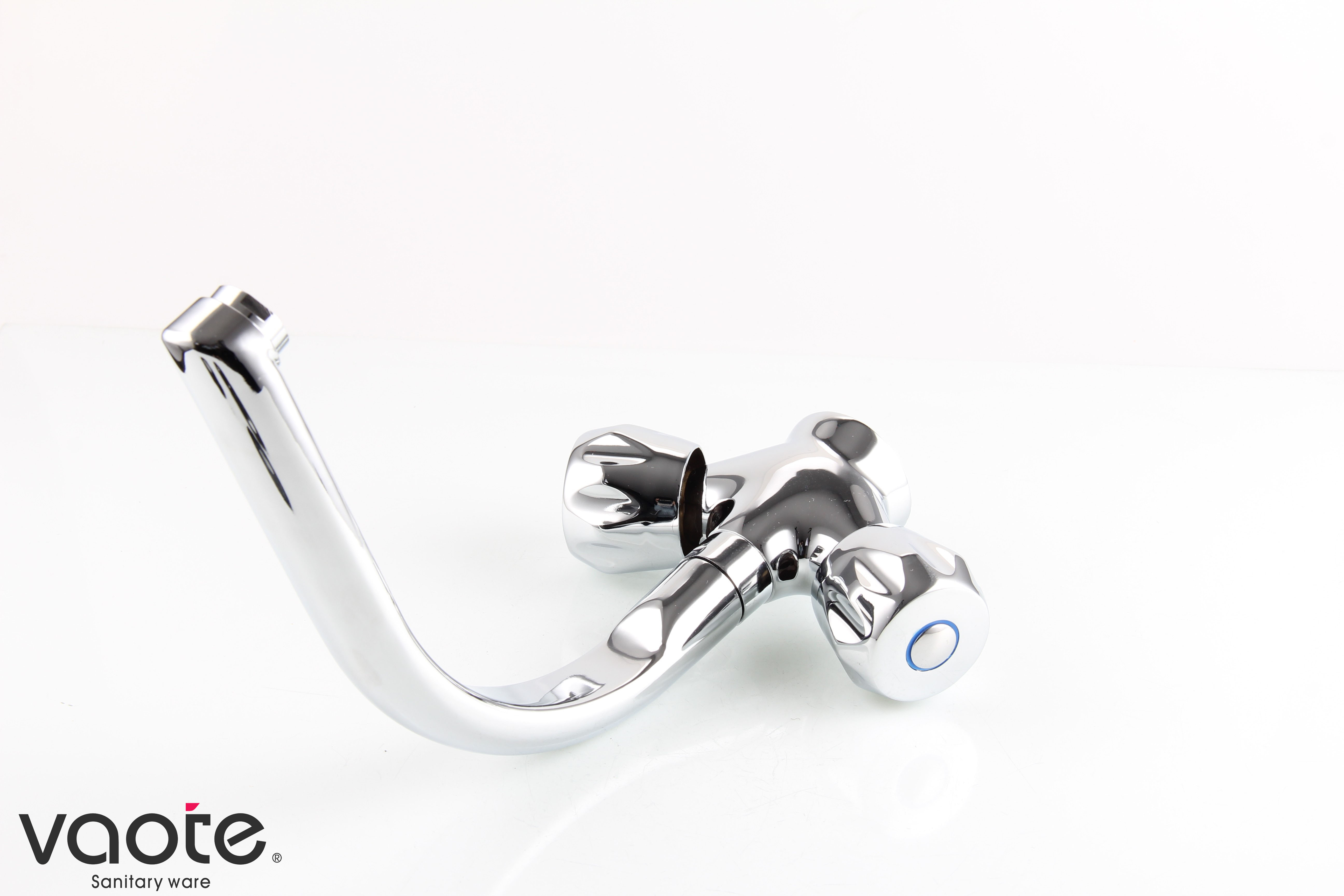 brass cartridge double handle faucet