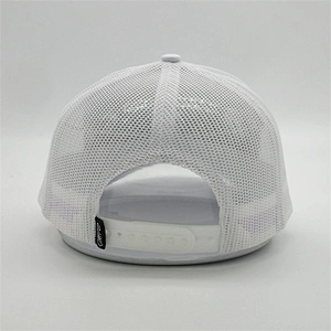 High Quality Customised 6 Panel White Rubber Logo Snap Back Truckers Mesh Hat Cap