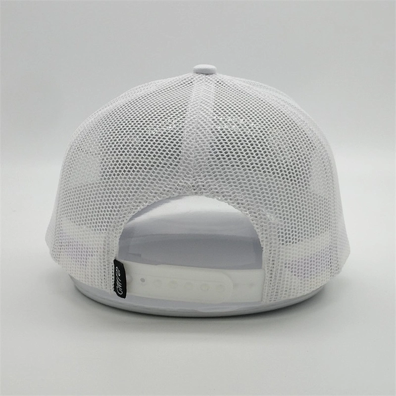 High Quality Customised 6 Panel White Rubber Logo Snap Back Truckers Mesh Hat Cap