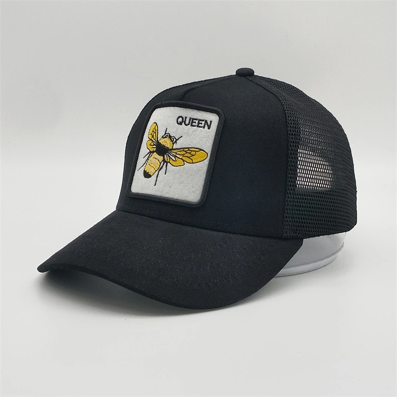 2019 Customized Adjustable Snap Back Queen Animal Embroidered Patch Black Mesh Trucker Hats Cap