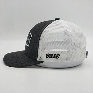 2019 Wholesale Custom 6 Panel Side Embroidered Logo Grey Trucker Hat White Mesh Trucker Cap With Woven Patch