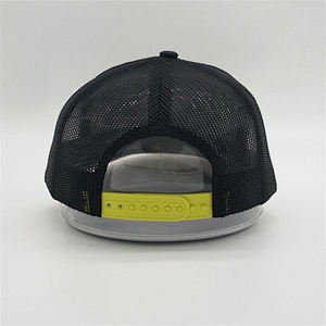 New Customized Yellow Label Sticker Caps,High Quality Personalized Mesh Cap,Black Metal Logo Trucker Hat