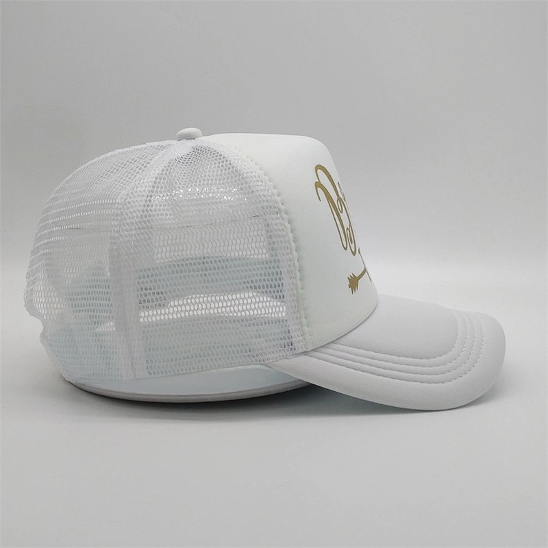 High Quality Custom White Clear Plastic Buckle 5 Panels  Foam Party Mesh Trucker Hats Curve Bill Golden Logo Sports Caps