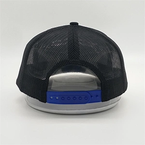 2019 High Quality Custom 6 Panel Mesh Black Metal Logo Baseball Trucker Hats Cap With Blue Label Sticker