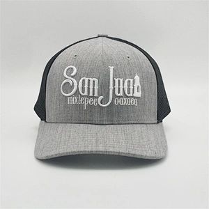 Special Design Adults Size Grey Two Tone 3D Patches Embroidery Trucker Hat Custom 6 Panel Mesh Snapback Sports Caps Hat