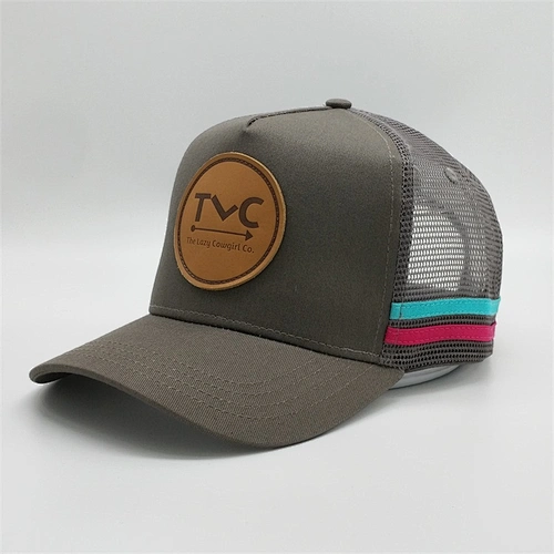 Wholesale Fancy Customised Snapback Plain Baseball Mesh Hats Trucker Caps With Leather Patch