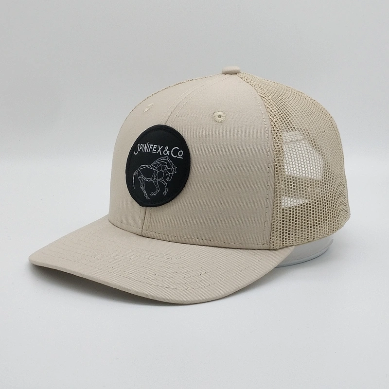 2019 High Quality New Customized Black Cotton Sports White Mesh Baseball Cap Trucker Hats With Woven Patch