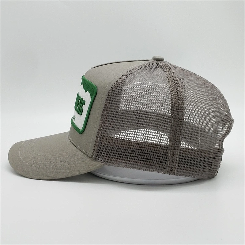 Newest Bright Color Custom 5 Panel 3D Green Embroidery Patch Logo Plastic Press Buckle Mesh Trucker Caps Hat