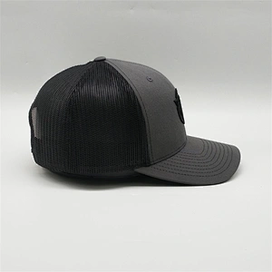 Factory Price Dark Black Black Mesh Truck Hats,New Fashion 6 Panel Unisex Polyester Trucker Cap,Design Embroidery Logo Hats