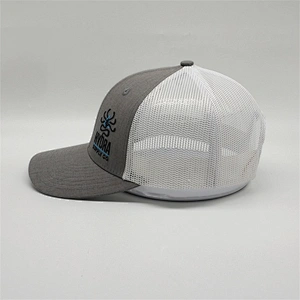 Custom Wholesale Sport Hip-Hop Snap Back Hat Baseball Curved Bill Half Mesh Trucker Caps With Embroidery