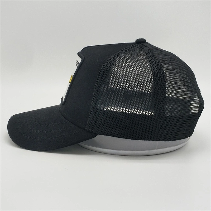2019 Customized Adjustable Snap Back Queen Animal Embroidered Patch Black Mesh Trucker Hats Cap