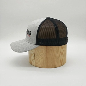 Custom Made 6 Panel Structured Embroidery Logo Half Mesh Snapback Trucker Hats Cap