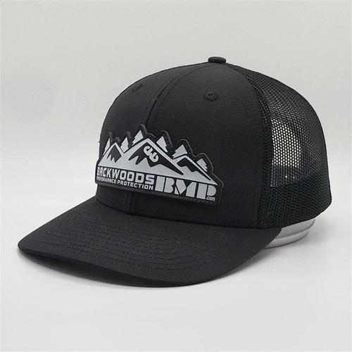2019 New Fashion Custom Snap Back Pre Curved Brim Leather Patch Black Mesh Logo Cap Trucker Hats