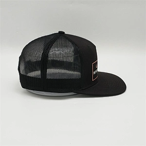 Custom  5 Panel Plain Flat Short Bill  Black Trucker Hats , High Quality Trucker Hats ,  100% Cotton Mesh Trucker Caps