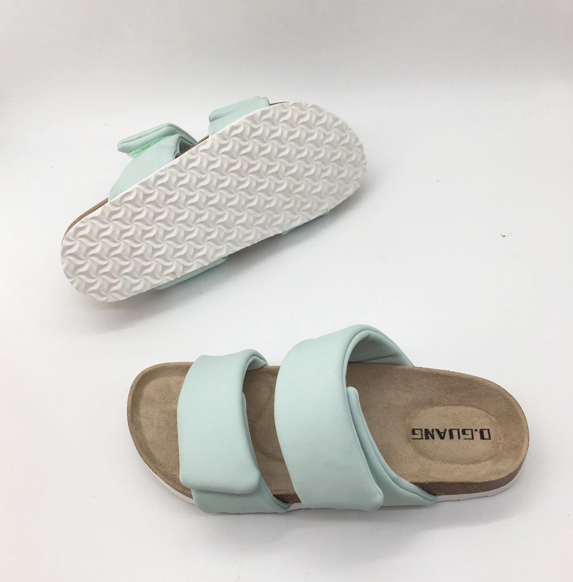 casual slippers