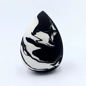 Mix-colored makeup sponge