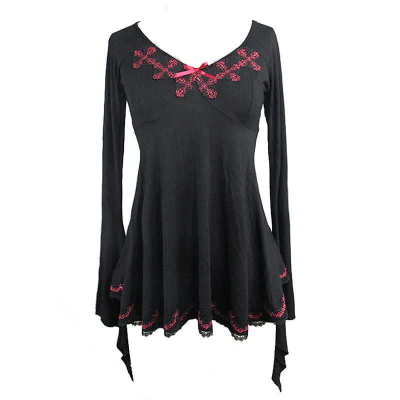 Front middle bow wine red flower border T-shirt
