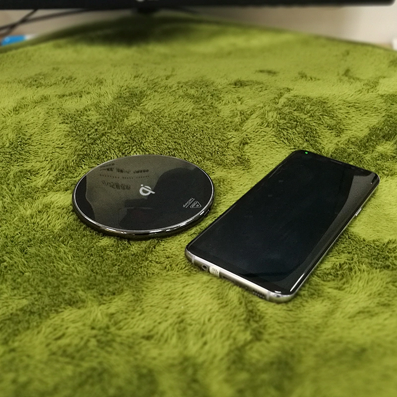 Qi Wireless Charger Charging Pad For iPhone X, iPhone 8 / 8 Plus