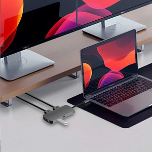 Multifunction MST Dual HDMI USB C HUB,5 in 1 type c hub +vga
